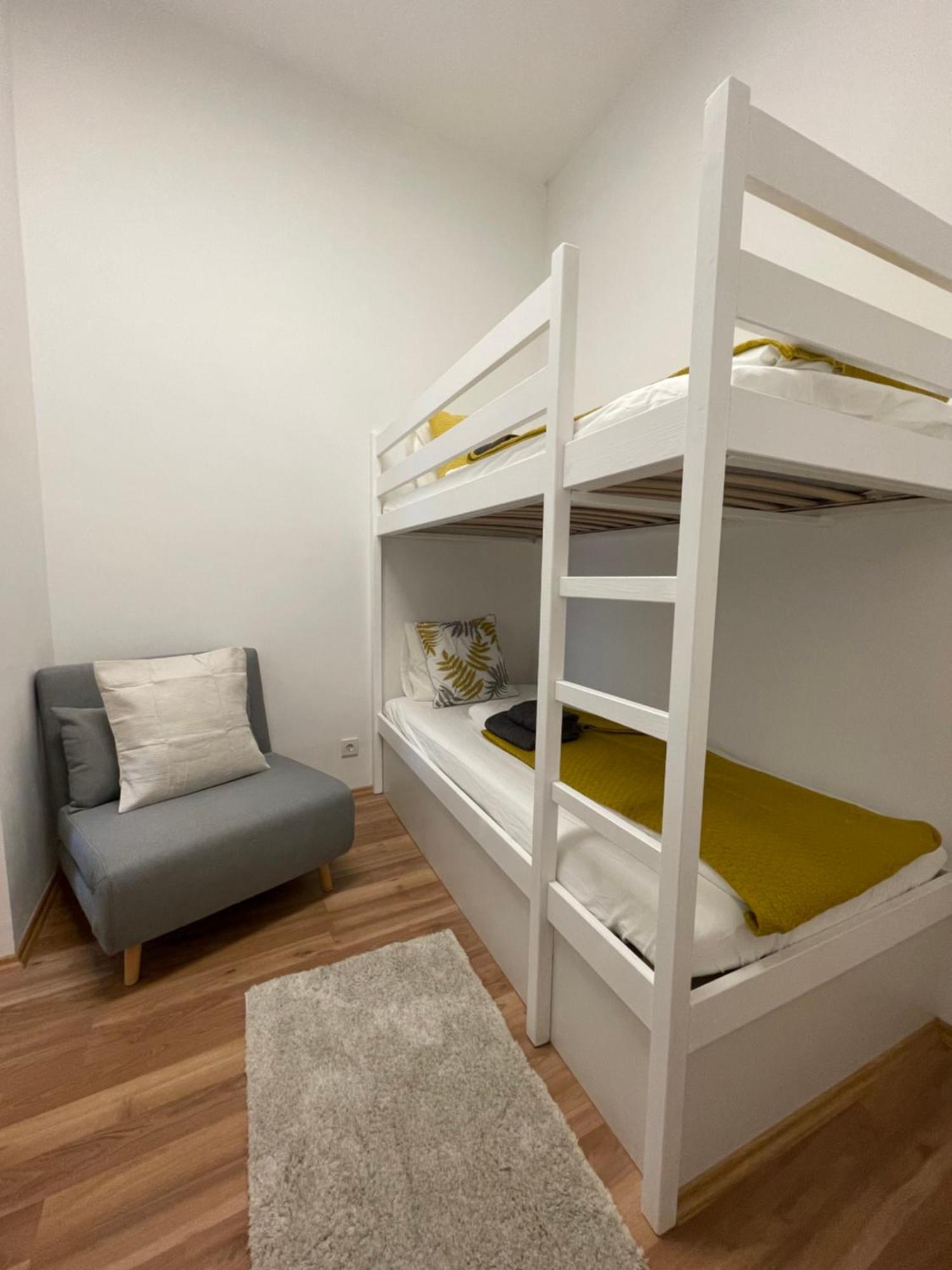 Central Mini Apartment Rhg 1 เวียนนา ภายนอก รูปภาพ