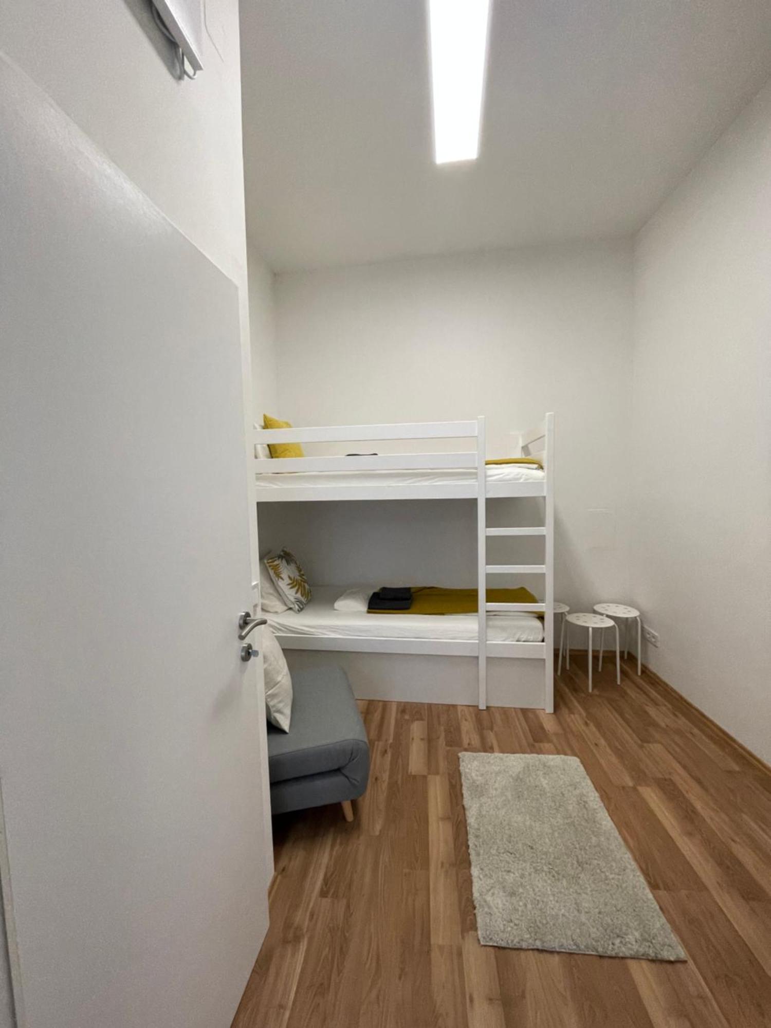 Central Mini Apartment Rhg 1 เวียนนา ภายนอก รูปภาพ
