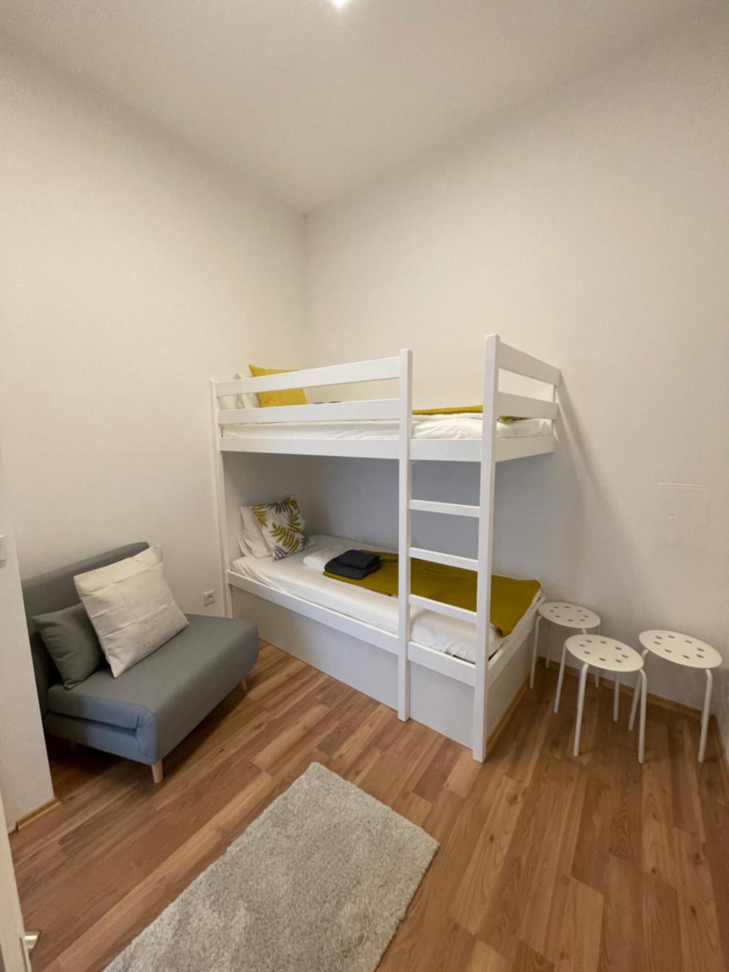 Central Mini Apartment Rhg 1 เวียนนา ภายนอก รูปภาพ